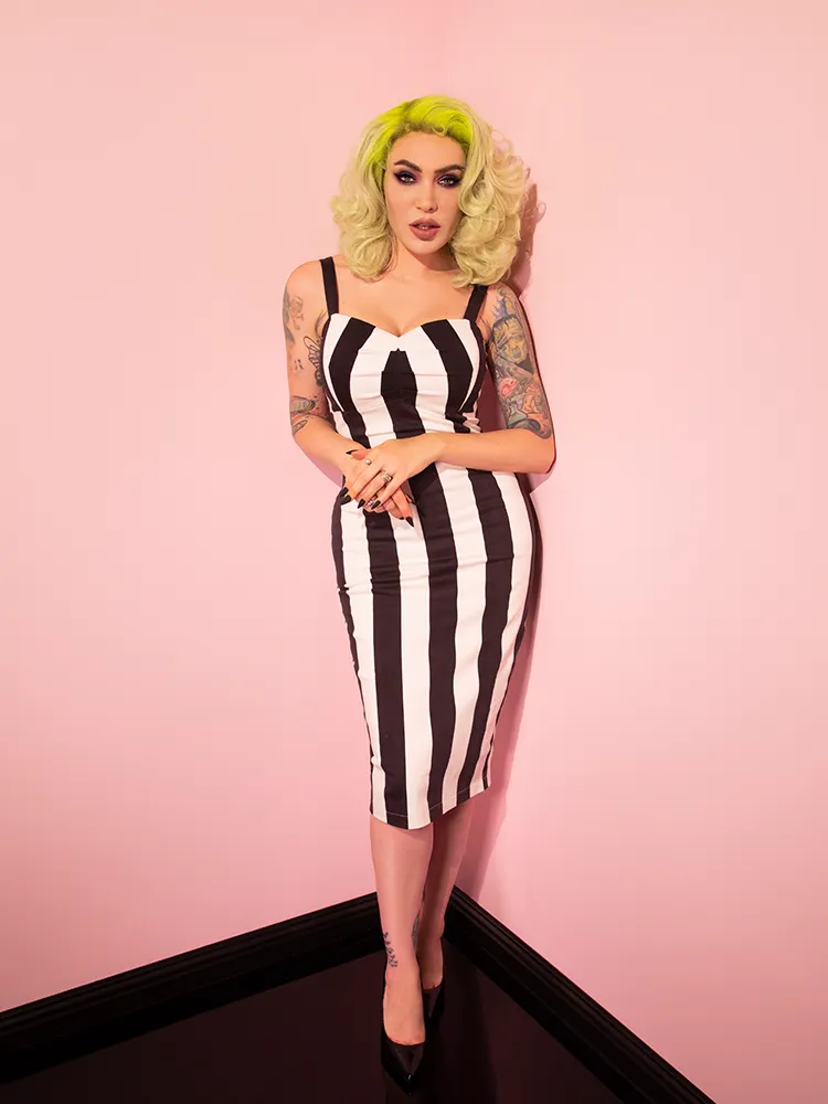 PRE-ORDER - BEETLEJUICE™ Ghost with the Most Peplum Dress