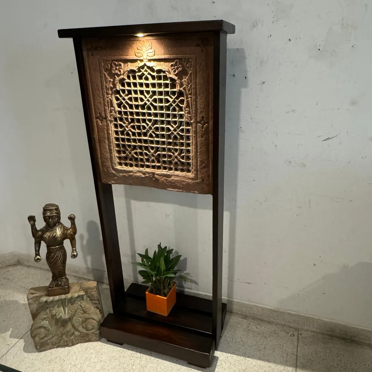 Stone Jali pedestal  : Ruhana 3