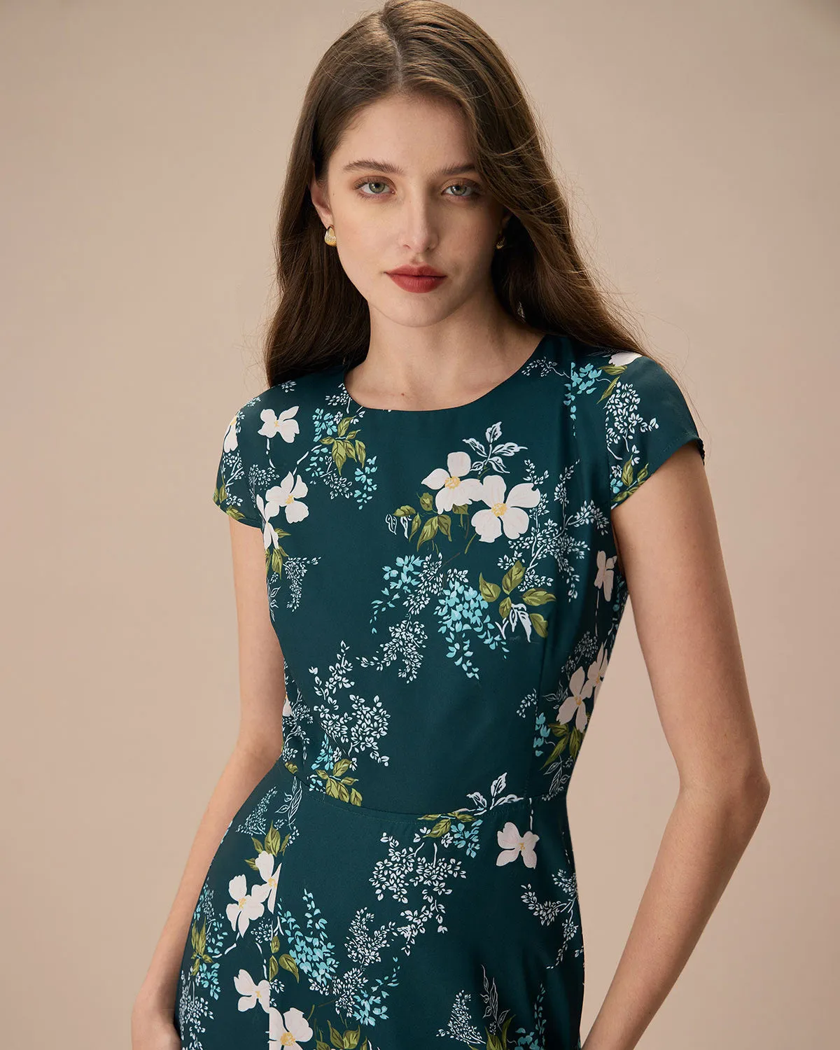 The Green Round Neck Cutout Floral Midi Dress